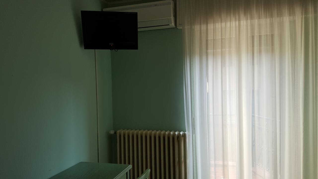 Hotel Dei Pini Medolago Екстер'єр фото